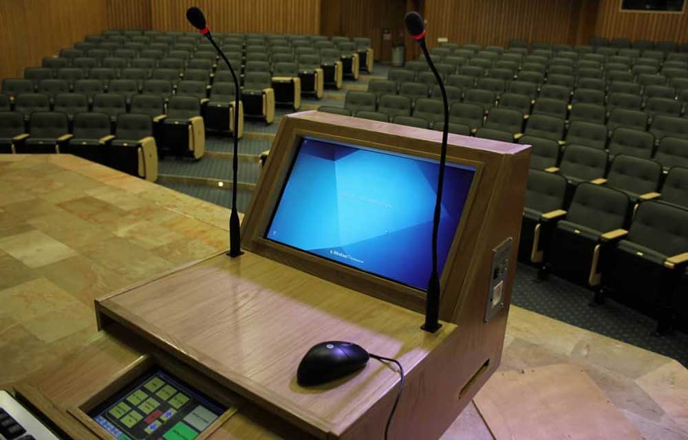 تجهیزات--تریبون-سخنرانی-tribune-table-lecture-stand
