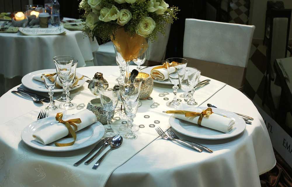 وسایل-پذیرایی-لوکس-luxury-catering-equipment